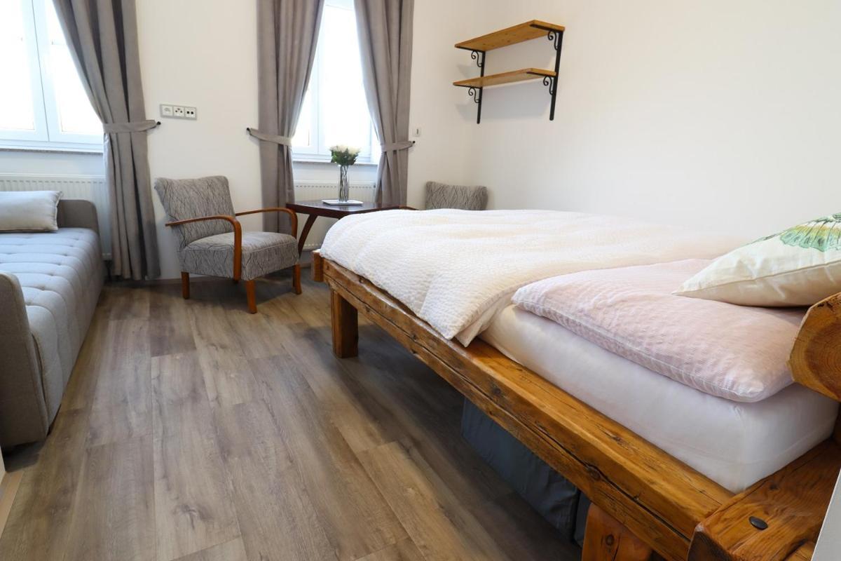 Penzion U Hlavacku Horažďovice Eksteriør bilde